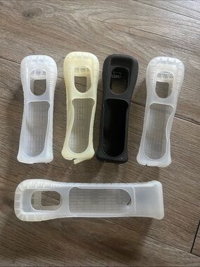 Nintendo Wii Controller Covers Set